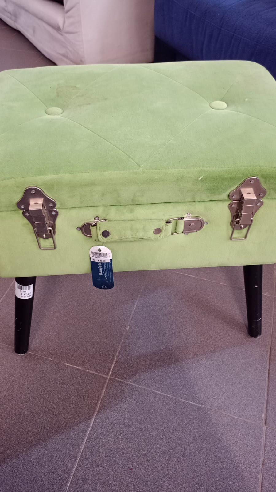 Sgabello contenitore