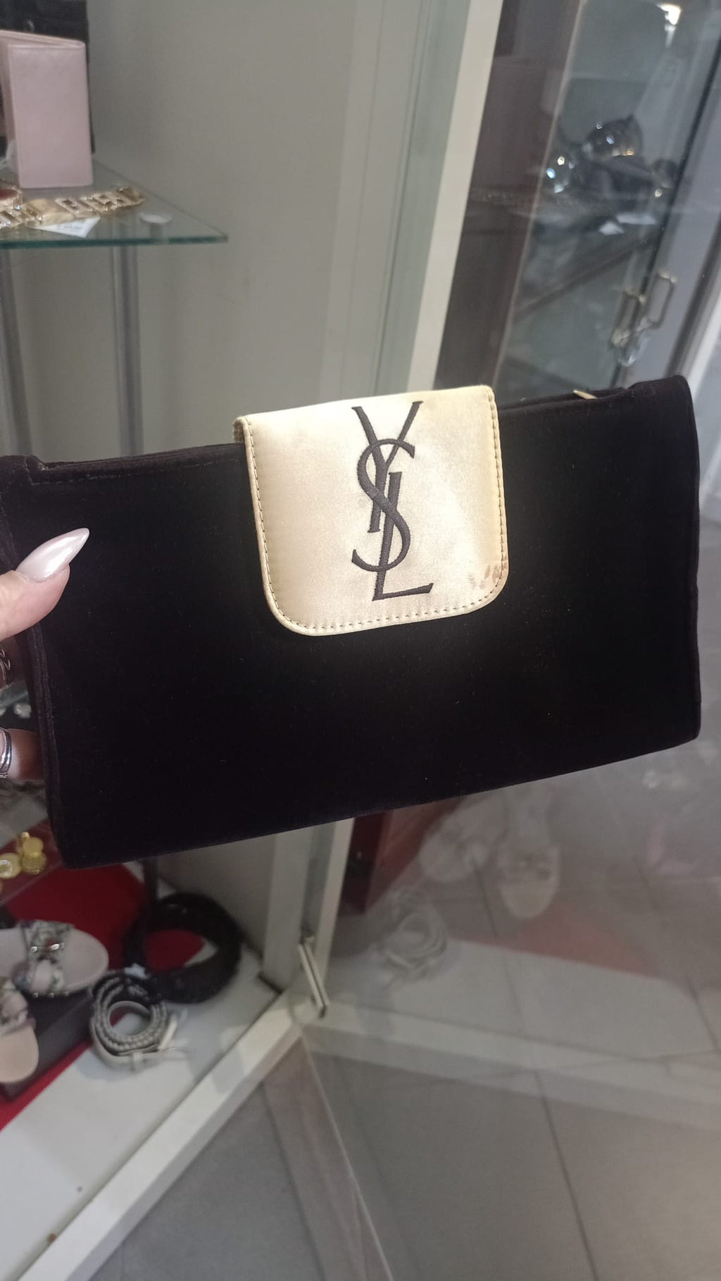 Pochette Yves Saint Laurent