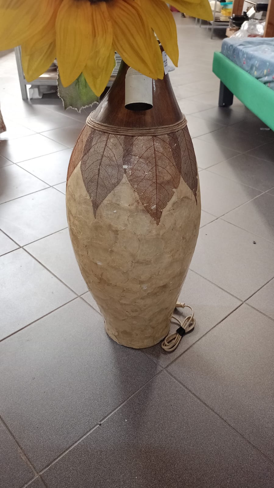 Lampada a vaso con girasoli