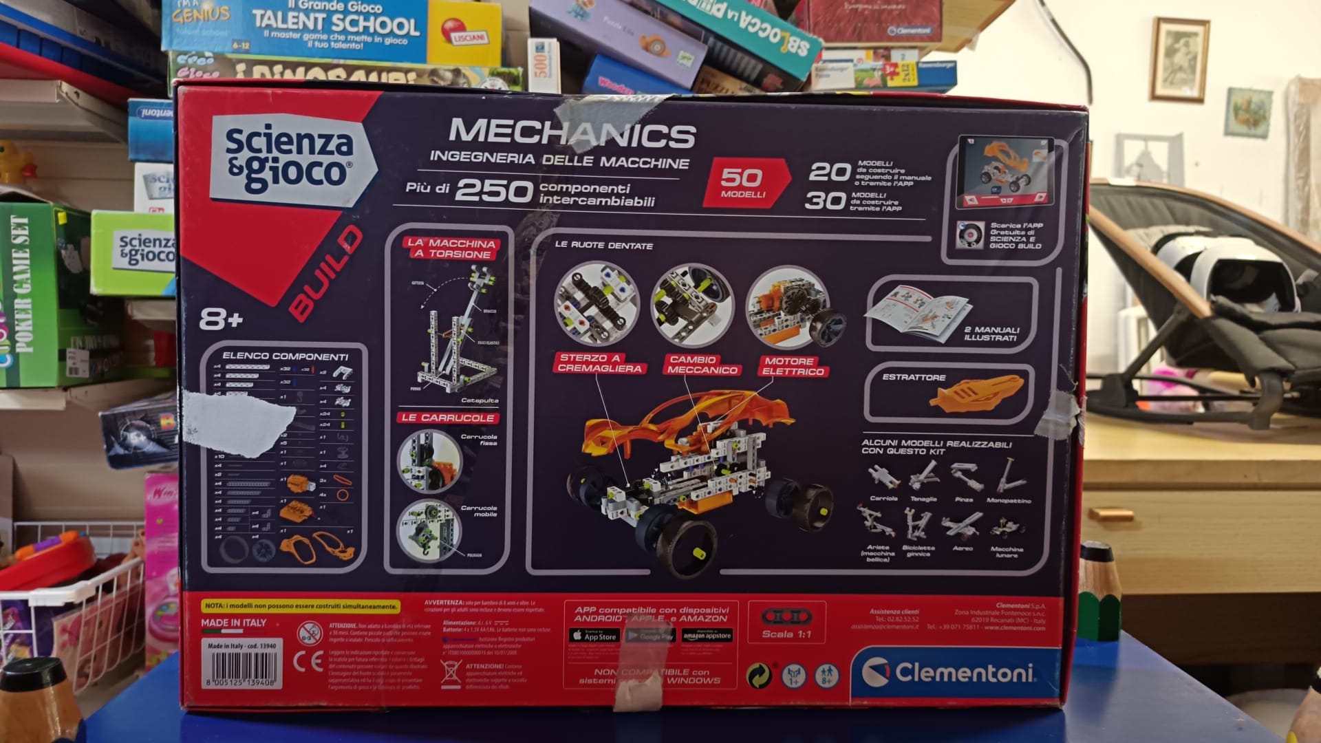 Modello macchinina Mechanics