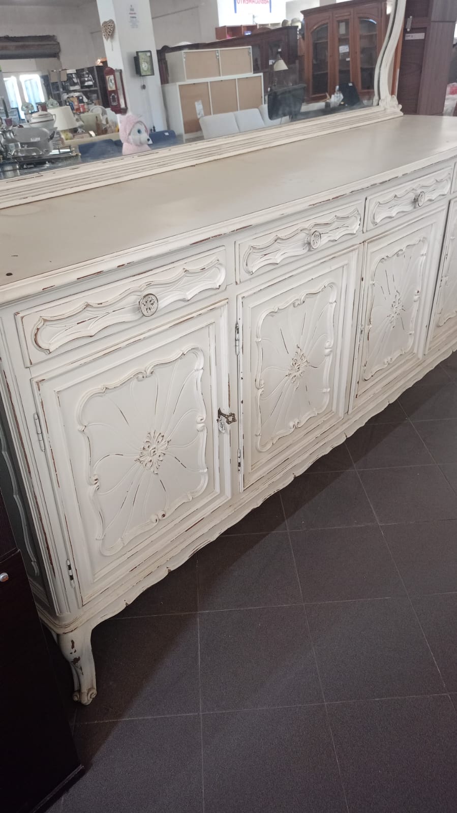 Servante shabby con specchio