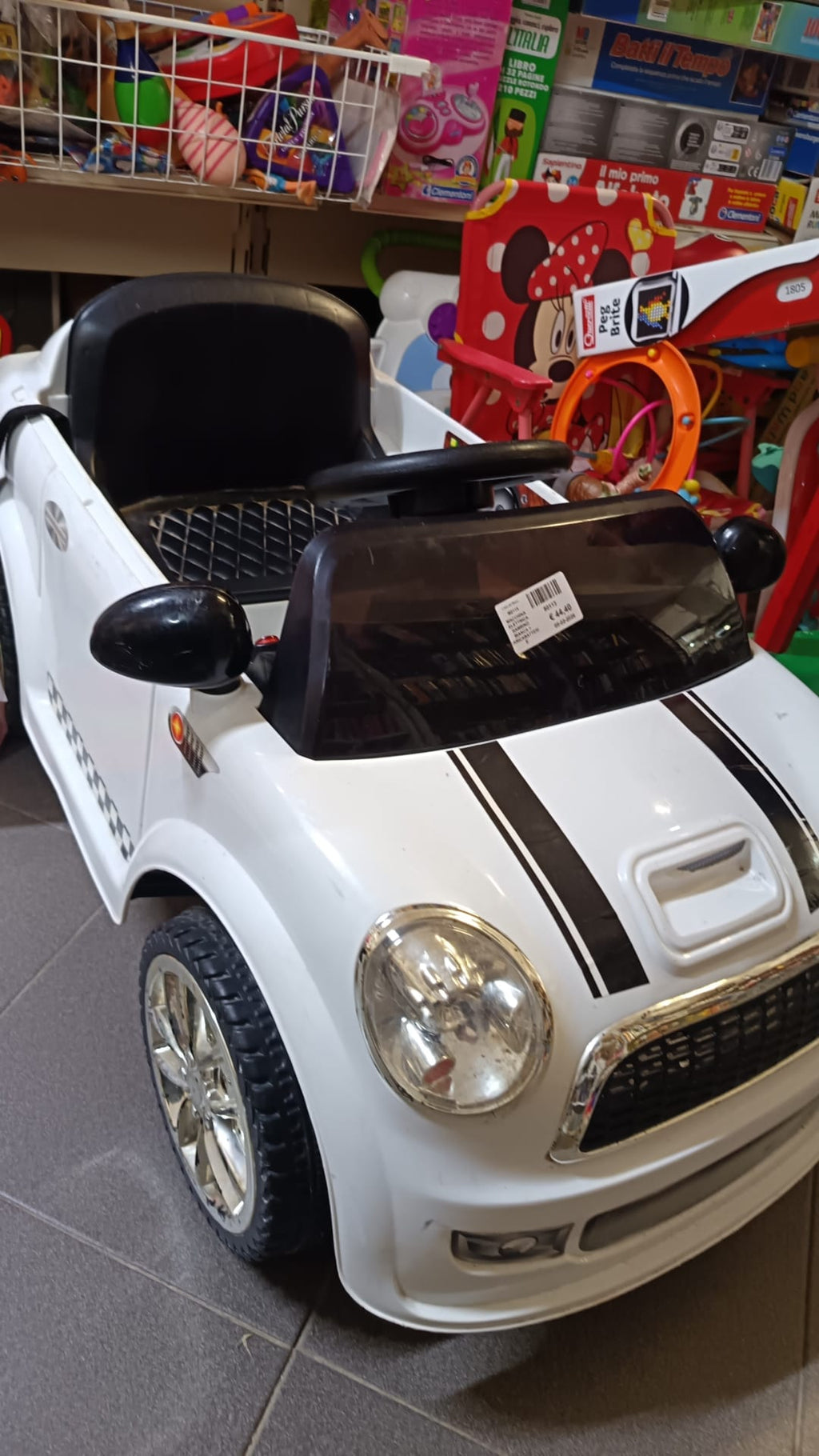 Macchina elettrica per bambino con caricabatteria