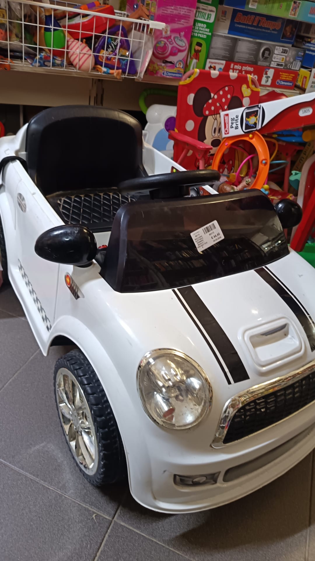 Macchina elettrica per bambino con caricabatteria