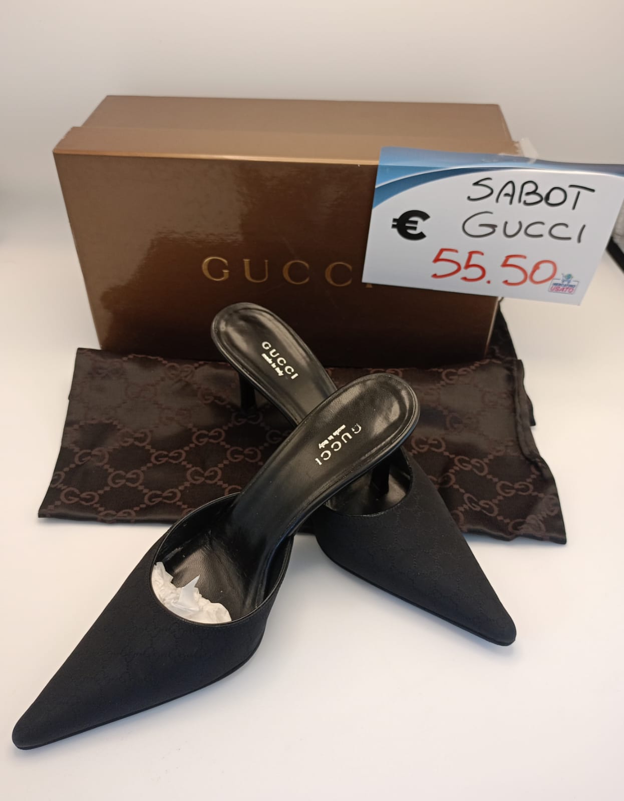 Paio di scarpe sabot Gucci