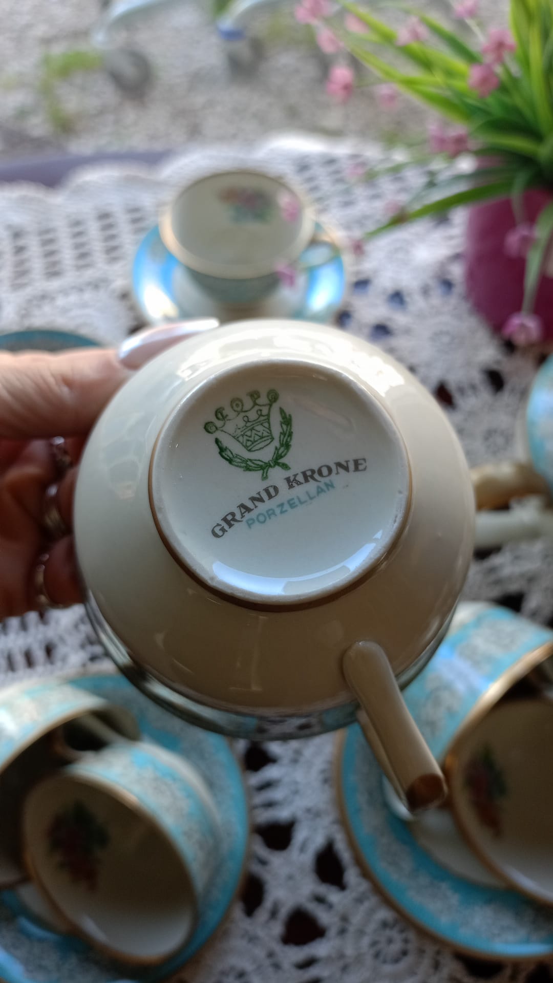 Servizio the porcellana Gran Krone da 10 più lattiera, teiera e zuccheriera