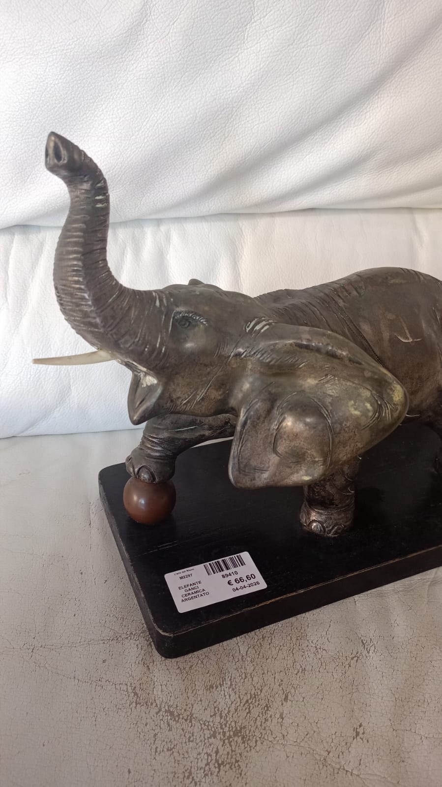Elefante in ceramica argentato