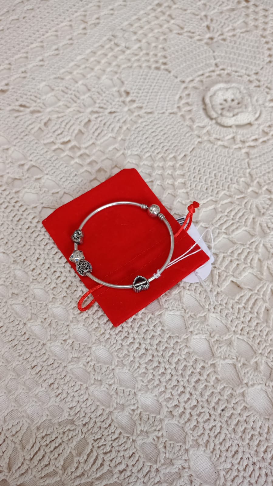 Bracciale Pandora con 4 charms