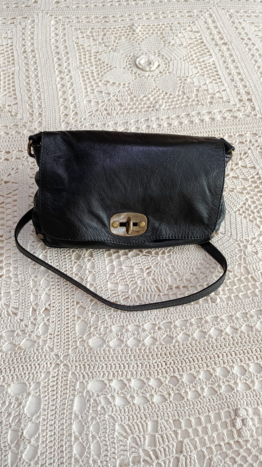 Borsa modello postina pelle nera