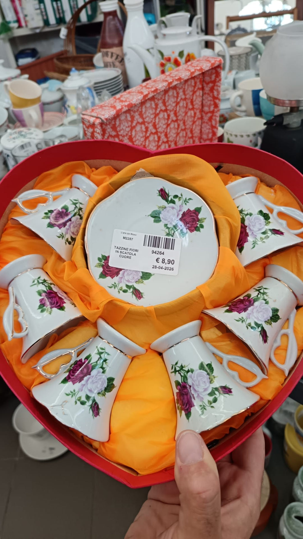 Set da Caffè floreale dentro confezione a forma di cuore