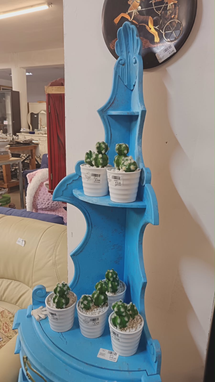 Angoliera azzurra con sportello