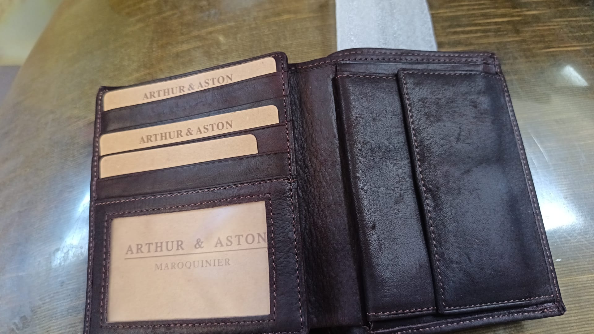 Potafoglio Arthur & Aston