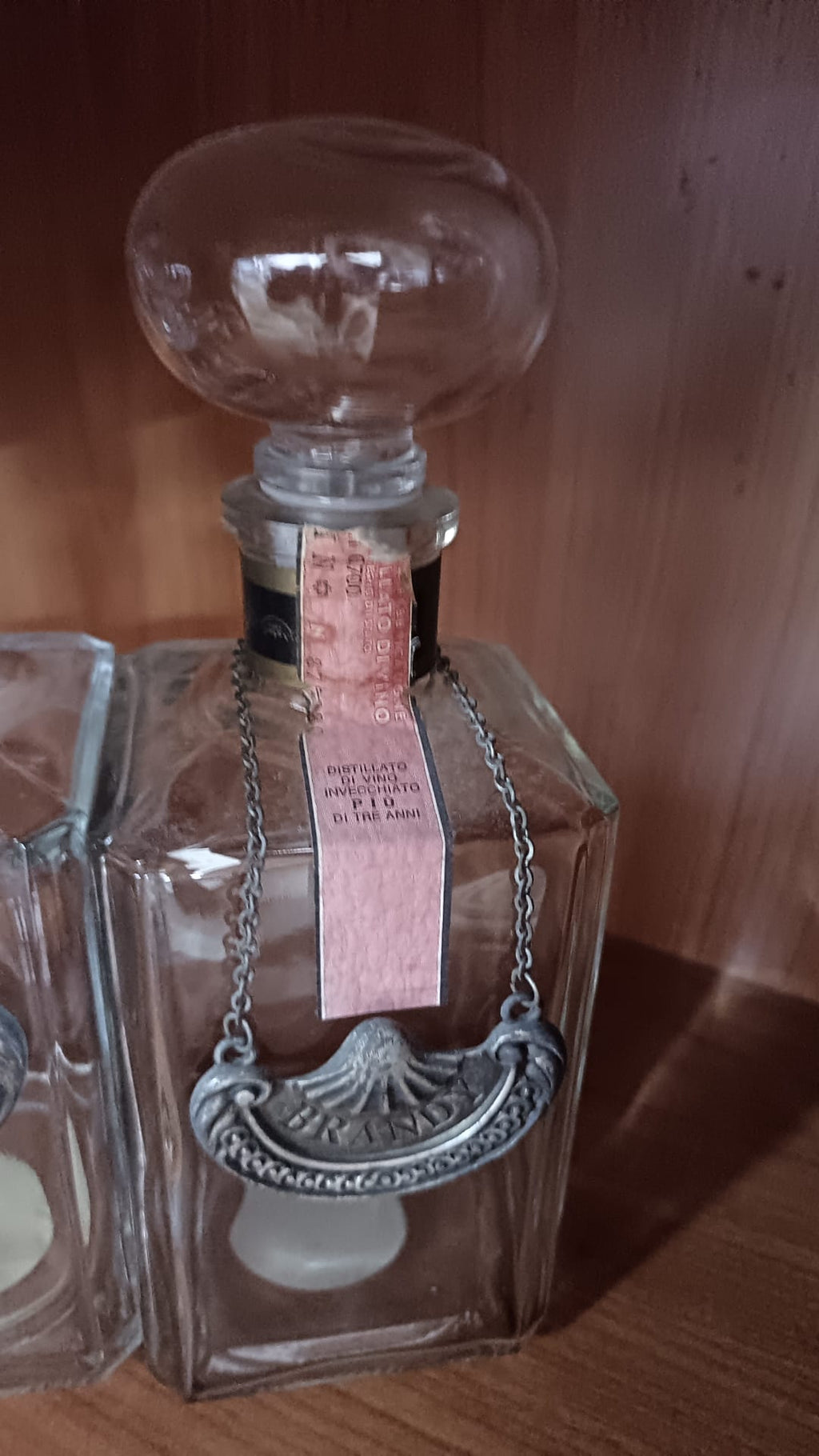 Tris bottiglie di liquore