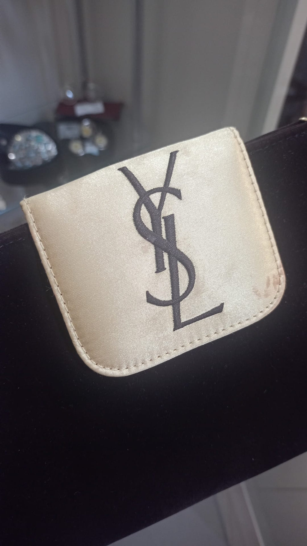 Pochette Yves Saint Laurent