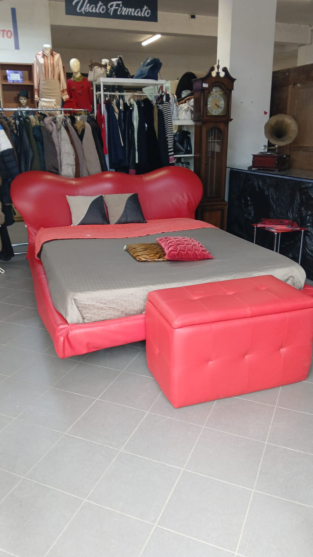 Letto Flou modello Marilyn in pelle
