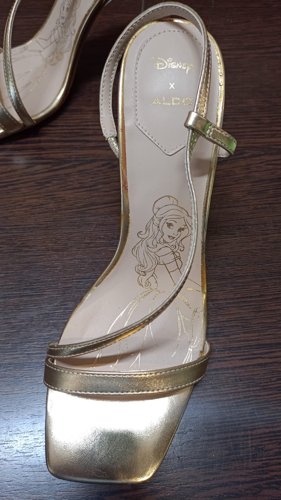Sandalo Disney x Aldo in pelle n. 39