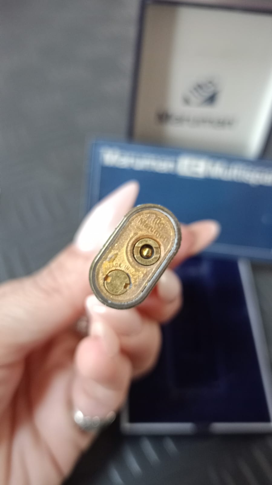 Accendino vintage Maruman bianco e oro